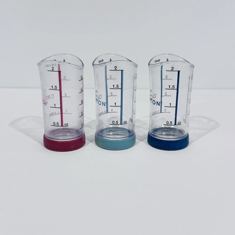 Lot Of‎ 3 Crofton Liquid Measuring Cups Plastic W Rubber Bottoms